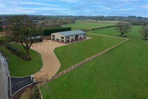 4 bedroom barn conversion for sale, Pinfold Lane, Abbots Bromley WS15