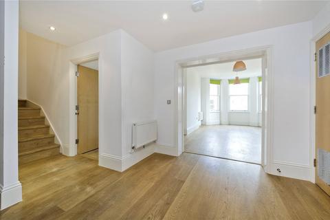 2 bedroom apartment to rent, London SW5