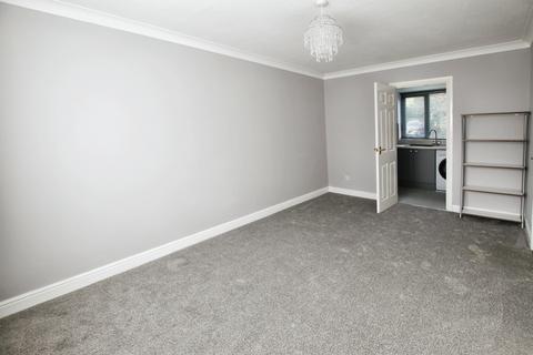 2 bedroom flat for sale, Fountain Street, Leeds, LS27