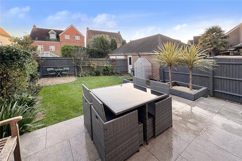3 Beech Way, Angmering, Littlehampton, BN16 4FP