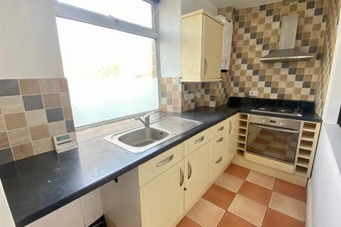 3 bedroom terraced house for sale, Almondbury Bank, Moldgreen