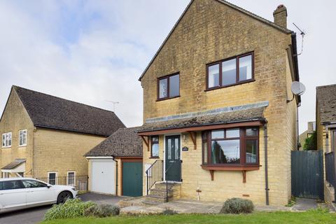 3 bedroom detached house to rent, The Ridge, Bussage, Stroud, GL6