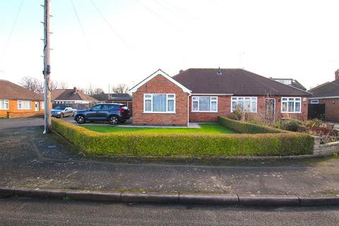 2 bedroom semi-detached bungalow for sale, University Close, Syston, Leicester