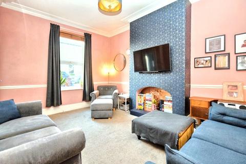 3 bedroom terraced house for sale, Westfield Street, Ossett, West Yorkshire