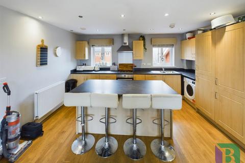 3 bedroom apartment for sale, Kiln Drive, Milton Keynes MK17