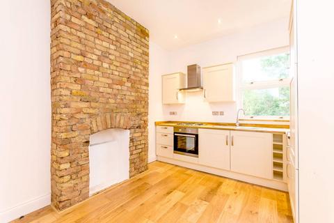 2 bedroom flat to rent, Dyne Road, Kilburn, London, NW6