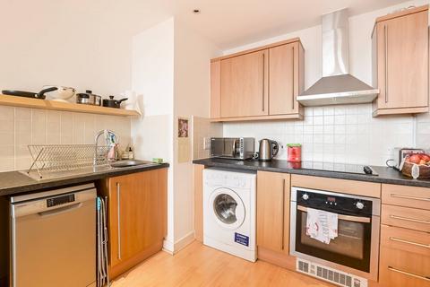 1 bedroom flat for sale, New Park Road, Brixton Hill, London, SW2