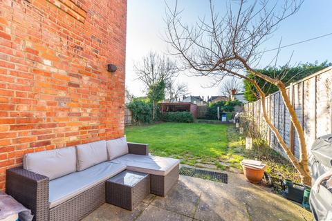 3 bedroom flat for sale, Anson Road, Willesden Green, London, NW2