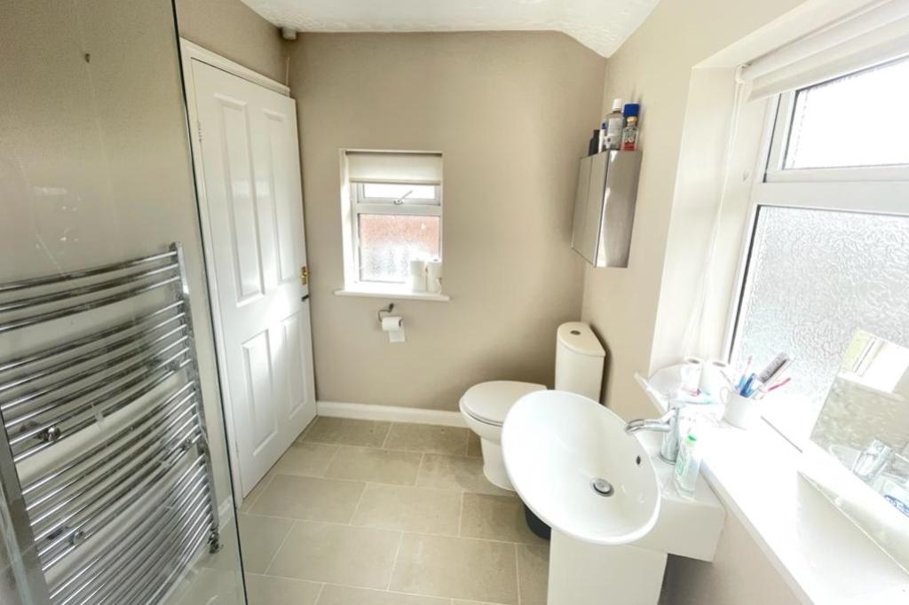 Bathroom (2)