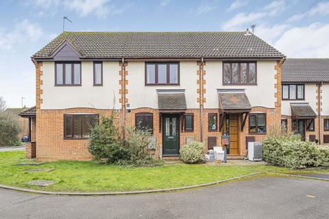 2 bedroom terraced house for sale, Lapwing Close, Bicester, OX26