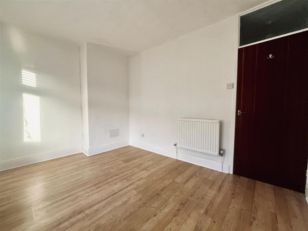 Bedroom 1 Aspect 2