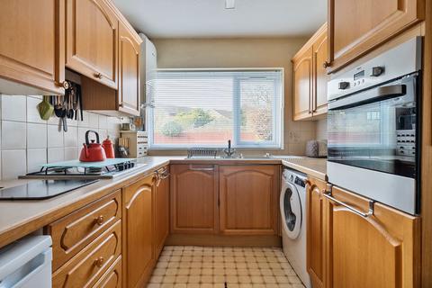 3 bedroom semi-detached house for sale, Oak End Close, Tunbridge Wells, TN4