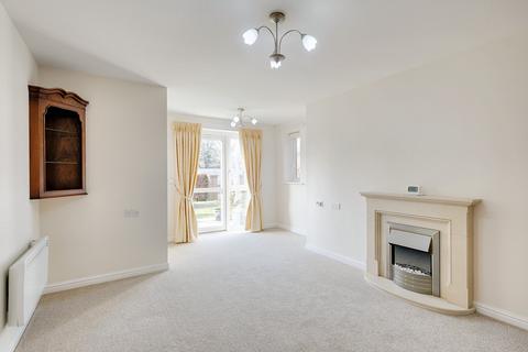 1 bedroom flat for sale, Lymington SO41