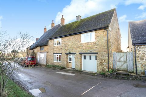 3 bedroom semi-detached house for sale, Mead Road, Banbury OX15