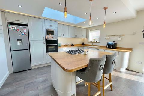 Holly Cottage Sower Carr Lane, Hambleton, Poulton-le-fylde, FY6 9DJ