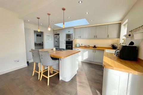 Holly Cottage Sower Carr Lane, Hambleton, Poulton-le-fylde, FY6 9DJ