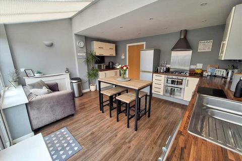 21 Burghfield Walk, Basingstoke, RG22 5AT