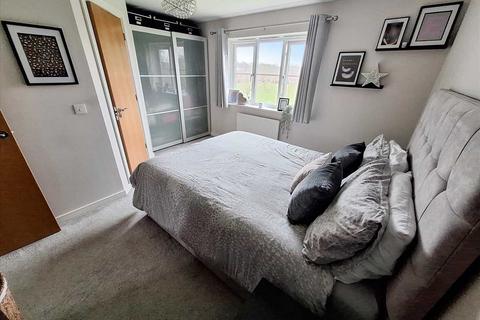 21 Burghfield Walk, Basingstoke, RG22 5AT