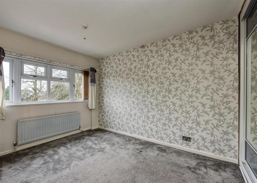 1 Manor Road-Bedroom 1.jpg