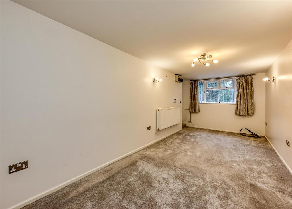 1 Manor Road-Sitting Room (2).jpg