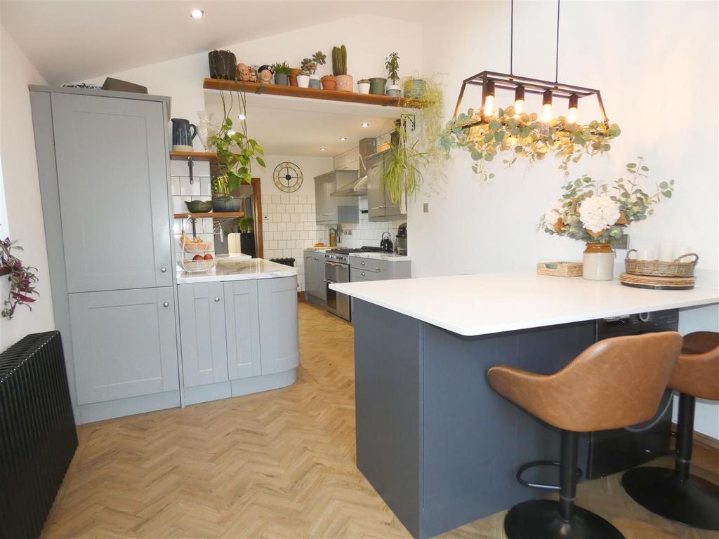 Breakfast Room