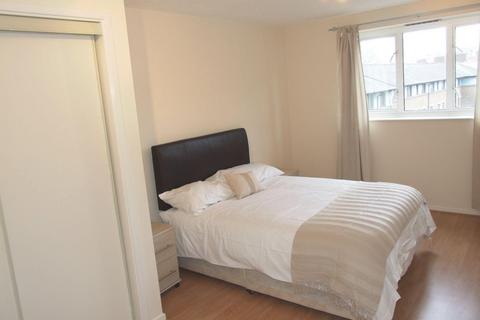 2 bedroom flat to rent, Towerside, Wapping High Street, Wapping, E1W