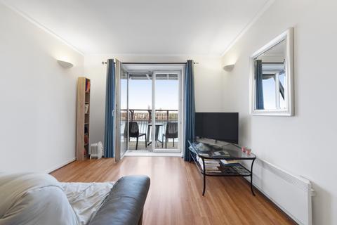 1 bedroom flat for sale, Naxos Building, London E14