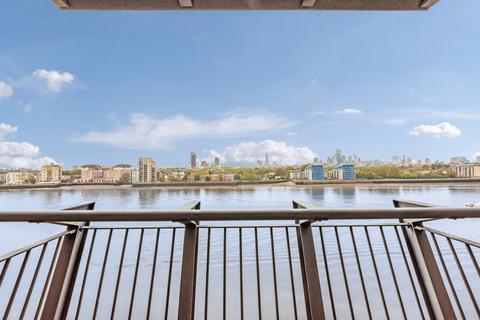 1 bedroom flat for sale, Naxos Building, London E14