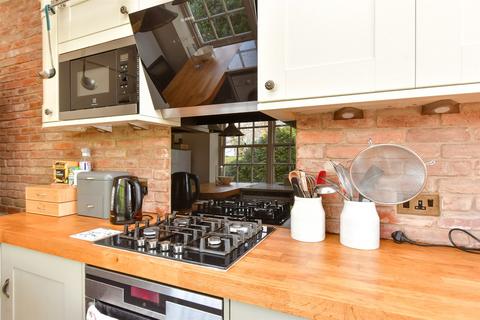 1 bedroom flat for sale, Goodwyns Place, Dorking, Surrey