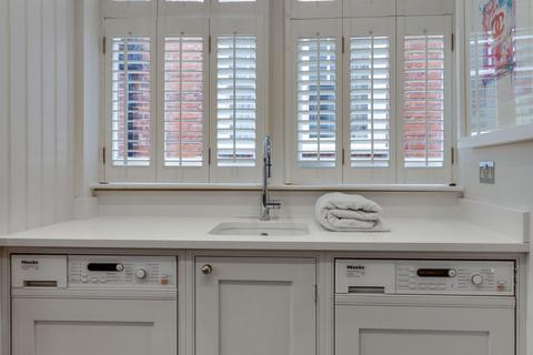 75 Hare Lane, Claygate, Esher, KT10 0QX