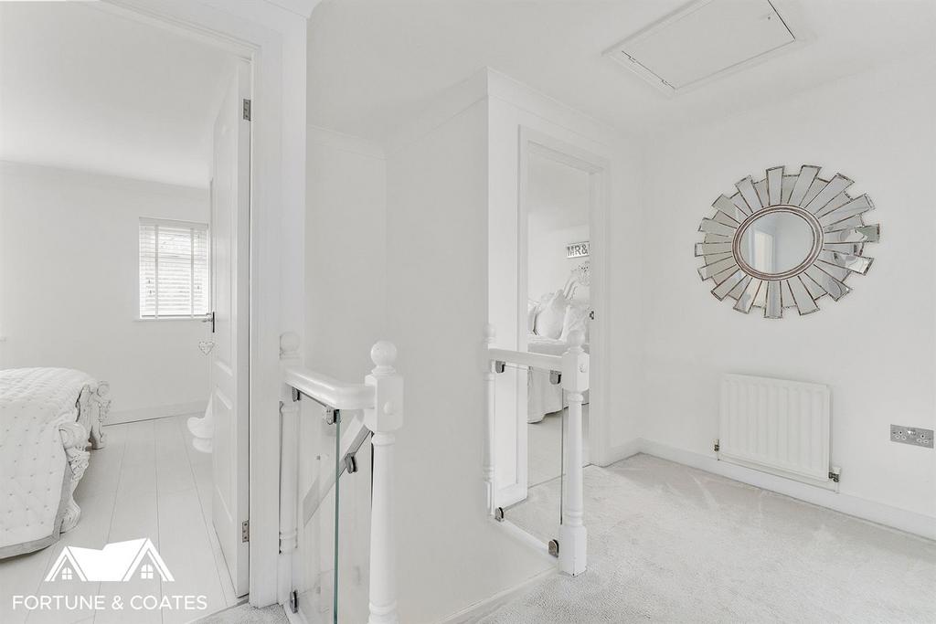 Rushton Grove 007.jpg