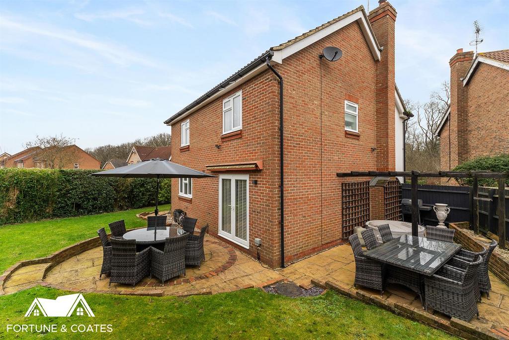 Rushton Grove 049.jpg