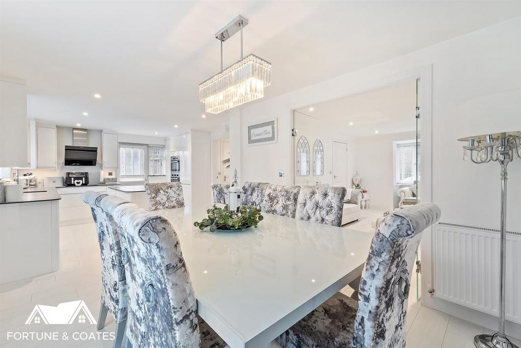 Rushton Grove 037.jpg