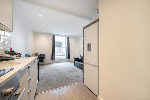 1 bedroom flat for sale, Newbury,  Berkshire,  RG14