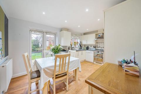 3 bedroom terraced house for sale, St. Michaels Close, Charlton Kings, Cheltenham