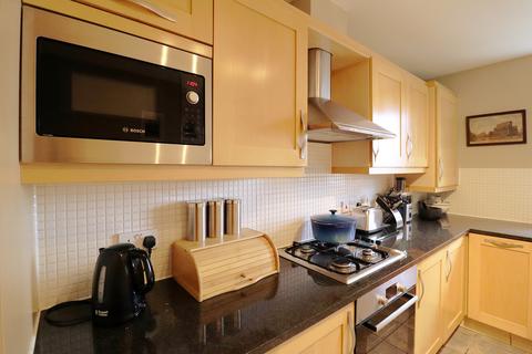 2 bedroom flat for sale, Widmore Road, Bromley