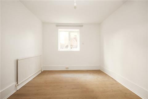 1 bedroom apartment to rent, Hopton Road, London, SW16