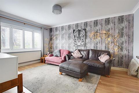 4 bedroom detached house for sale, Hornbeam Avenue, Bexhill-On-Sea
