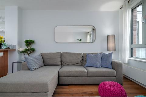 2 bedroom flat for sale, Vizion 7 London  N7 - Energy Rating C