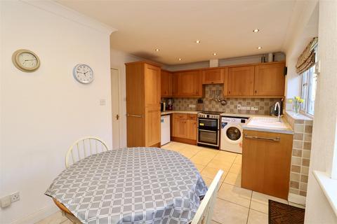 9 Crumpton Road, Market Weighton, York, YO43 3RQ