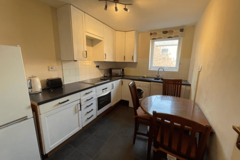 2 bedroom apartment to rent, Regent Street, Leamington Spa, CV32