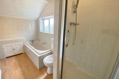 159 Crompton Road, Macclesfield, SK11 8EH