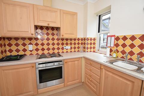 1 bedroom flat for sale, Henstridge, Somerset, BA8