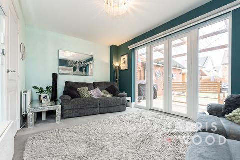 7 Collar Way, Witham, CM8 1YX