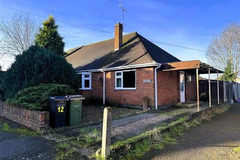 2 bedroom semi-detached bungalow for sale, Calverton Avenue, Wigston