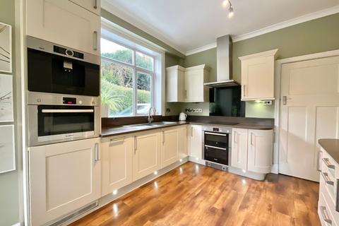 151 Barlaston Old Road, Stoke-on-trent, ST4 8HJ