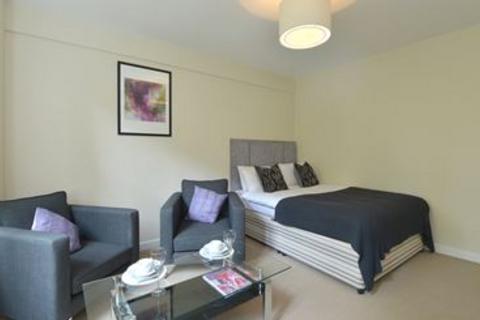Studio to rent, 39 HILL STREET, London, W1J