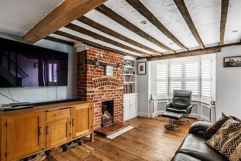 126 The Street, Ashtead, KT21 1AL