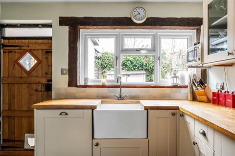 126 The Street, Ashtead, KT21 1AL