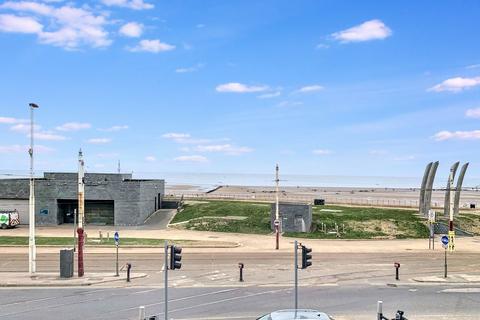 Flat 5, 227 Promenade, Blackpool, FY1 5DL